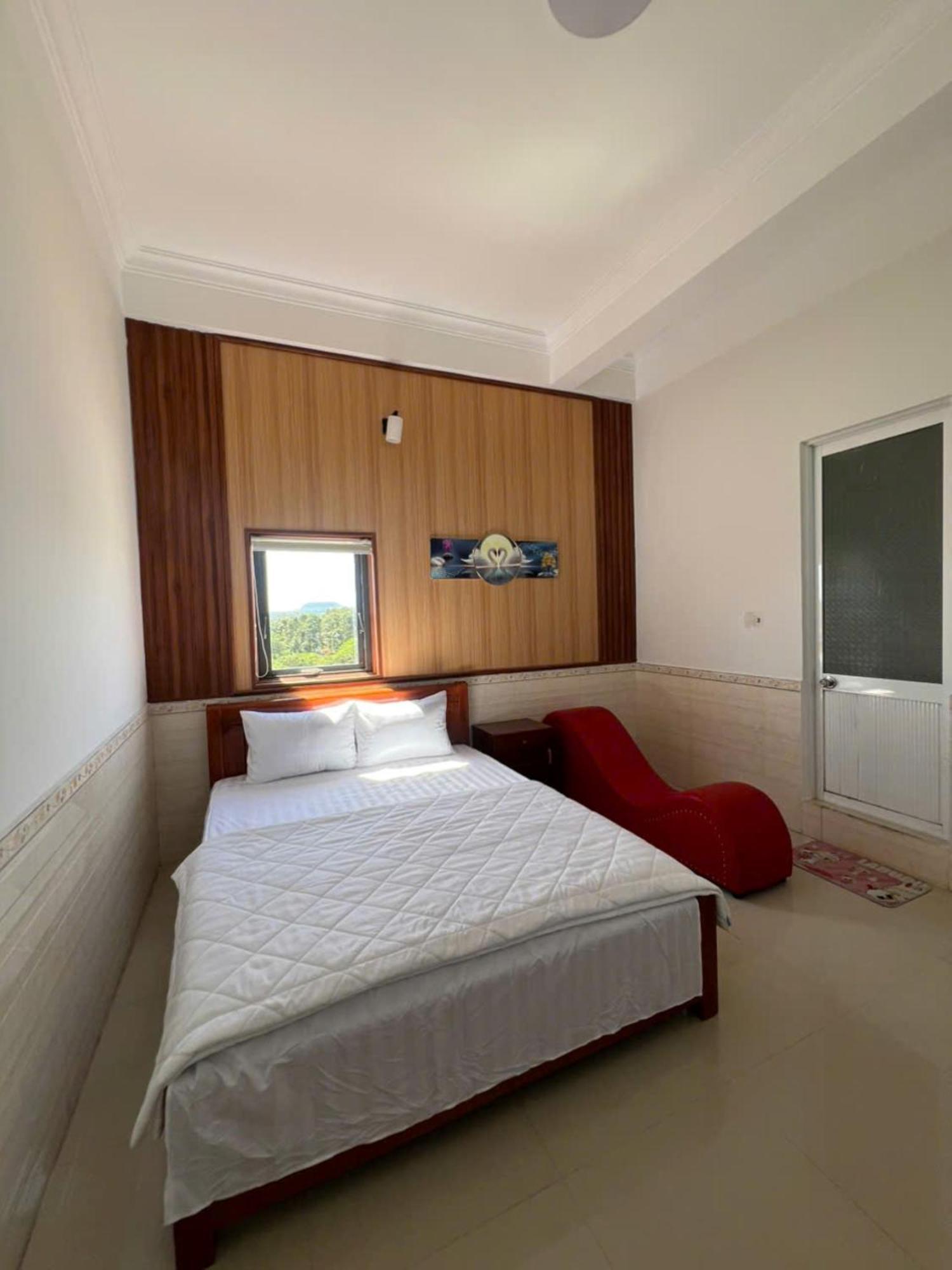 Binh Minh Hotel เปลกู ภายนอก รูปภาพ